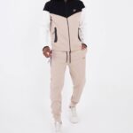 Nike Tech fleece бежoв за мъже