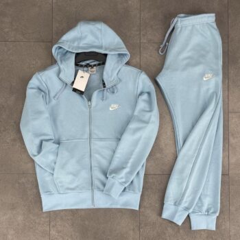 Nike мъжки екип светло син