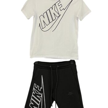 Nike детски комплект бяло и черно Nike детски комплект бяло и черно