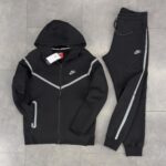 Nike Tech ветровка Windrunner Reflective Blаck