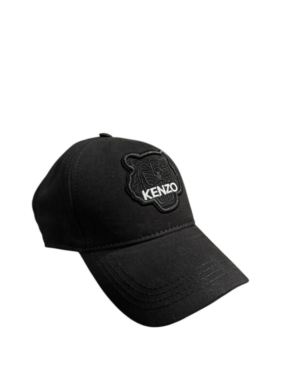 Kenzo шапка с козирка черна