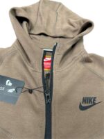 Nike Tech Fleece кафяв детски екип - Image 2