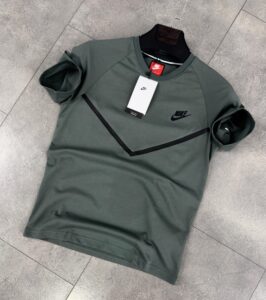 Tech Fleece сива тениска Nike