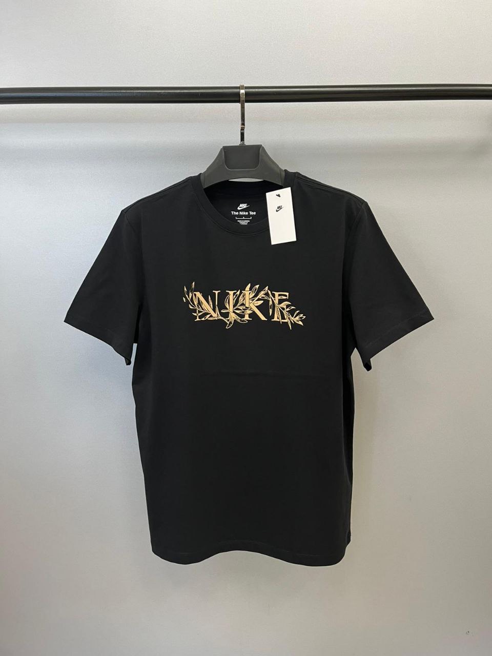 Nike мъжка тениска черен цвят Nike мъжка тениска черен цвят