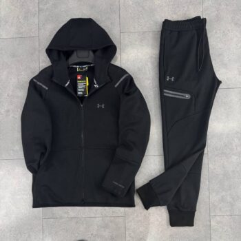 Under armour черен екип