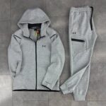 Under armour екип сив