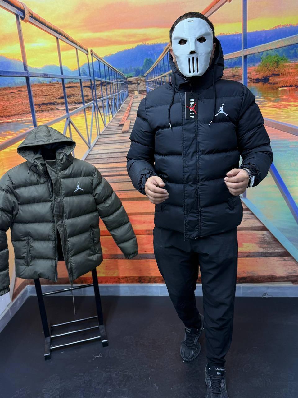 Jordan яке късо черно Jordan яке късо черно